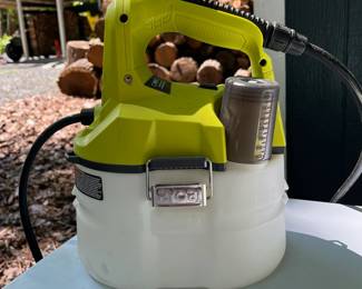 H46 - $75. Ryobi 18 Volt Chemical Sprayer P2800 with battery & charger.