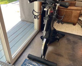 H76 - $550. Sole Fitness SB900 Indoor Cycle. In Excellent - gently used condition.