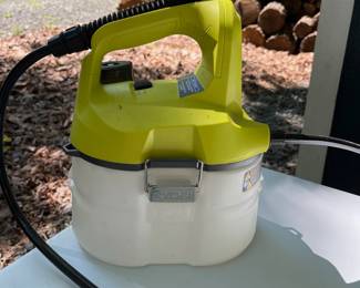 H46 - $75. Ryobi 18 Volt Chemical Sprayer P2800 with battery & charger.