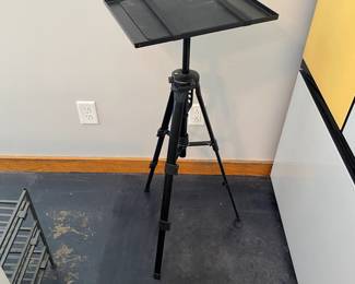 H118 - $25. Vankyo Laptop / AV Table with storage bag