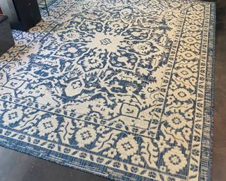 H85 - $125. Surya Eagean. Measures 7' 10" x 10' 2". 100% Polypropylene.