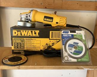 Dewalt 4120, 4.5in Small Angle Grinder
