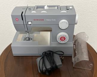 Singer Heavy Duty Sewing Machine Model 4432