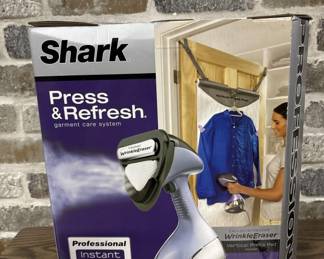 Shark press and refresh in factory package