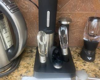 Rabbit wine opener set