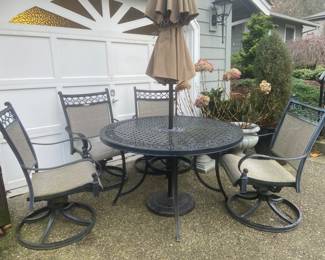 Patio set $350