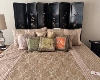 Vintage hand painted Chinese soap, stone screen. King bed, Hotel Collection.
