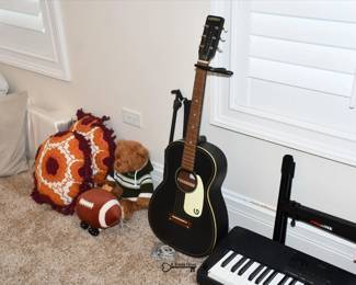 237Family Room Basement