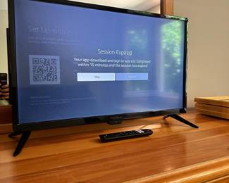 S78 - $20 - 22" Insignia TV with remote. Sept 2021. Tested: Working.