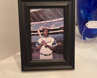 S51 - $25 - Hank Aaron Signed Photograph.