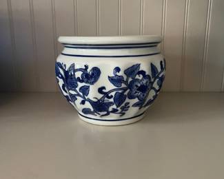 S8 - $12 - Blue and white planter. 4" tall