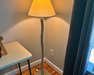 S99 - $20 - Floor Lamp. 58.5" Tall. Working! Cute - Wavy base instead of your normal straight line! Your eyes are not playing tricks on you.
