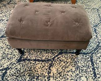 S6 - $25 - Gray ottoman. some scuffs on legs. See additional photos. Measures 29"d x 19"w x 14"t