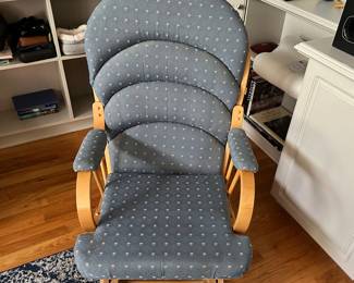 S87 - $70 - Vintage Glider. Has been in storage. The cushions are all removable. 25"W x 24"D x 44"T