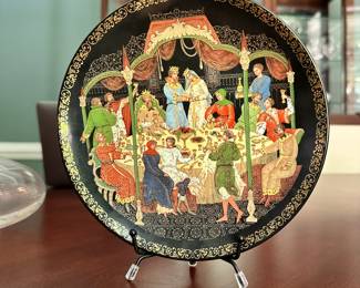 S45 - $25 - Collector's Plate from the Bradford Exchange Firebird Series, featuring the Russian Fairytale "The Wedding Feast". Limited Edition.