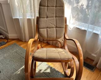 S81 - $75 - Classic Bentwood Rocking Chair. Excellent Condition. No issues. 20"w x 36"d x 40"t