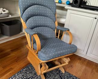 S87 - $70 - Vintage Glider. Has been in storage. The cushions are all removable. 25"W x 24"D x 44"T
