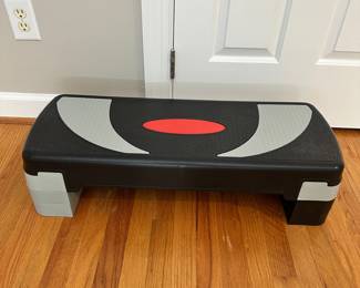 S93 - $15 - Balance Form Aerobic Step Platform. Comes with adjustable pieces to raise and lower the step. Like new condition.