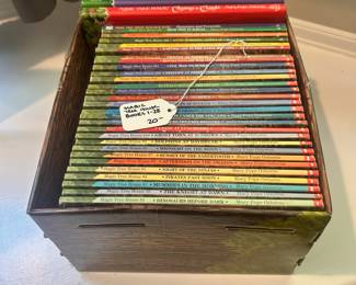 S137 - $20 - Magic Tree House Books 1-28