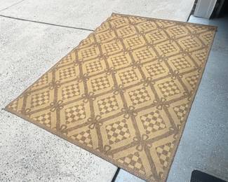 S139 - $80 - American Mills "Honeycomb" 6'3" x 9'10" Rug