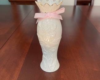 S17 - $8 - Lenox Breast Cancer Awareness Bud Vase. 7"tall.