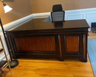 S10 - $200 - Corner Desk. Separates for transport. Scratches scuffs are pictured, please take note. You must have help picking up. 72" x 30" x 30.5"