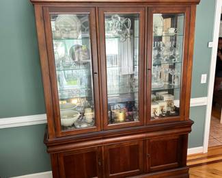 S42 - $300 - Broyhill China Cabinet. 61"W x 18"D x 85"T