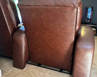 S53 - $600 - Lane Furniture. Home Theater Seating for six. Chairs recline and are equipped with cup holders for the ultimate at home movie experience. The leather is in good condition. No signs of damage. From a smoke free home. Still lots of life left in these luxurious pieces! Easily disassembles into 6 different pieces. 104"w x 34"d x 40t. PLEASE HAVE HELP TO MOVED THESE DOWN THE STAIRS.