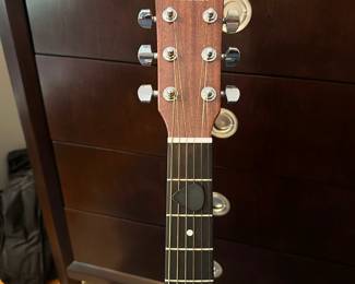 S120 - $150 - Yamaha Acoustic Gutair