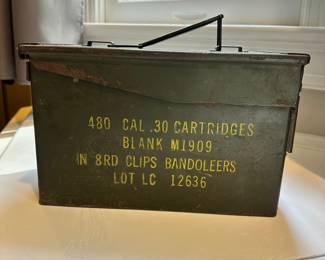 S100 - $10 - Ammo Box. Empty.