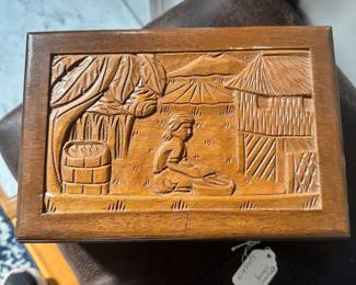 S22 - $30 - Hand Carved Trinket Box Made in Honduras.