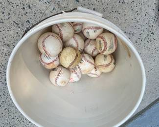 S174 - $25 - Bucket of 25 Official League Baseballs