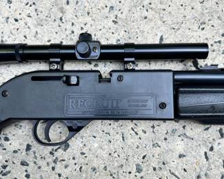 S178 - $60 - Recruit Crossman Model 525 BB gun w/ scope and carrying case