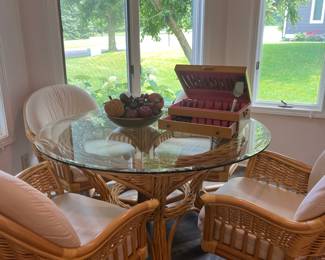 Very nice Dinette