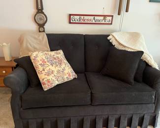 Love seat