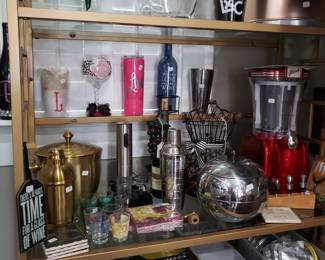 BARWARE AND WINE ITEMS