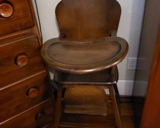 BABY HIGH CHAIR