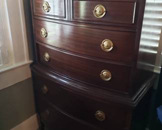 DUNCAN PHYFE CHEST OF DRAWERS