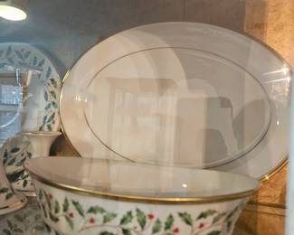 Lenox Christmas Set