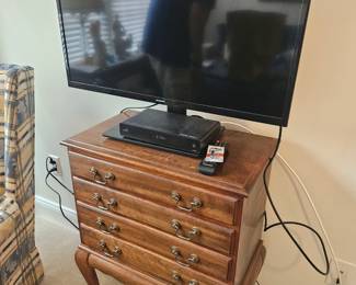 TV/Silverware Chest