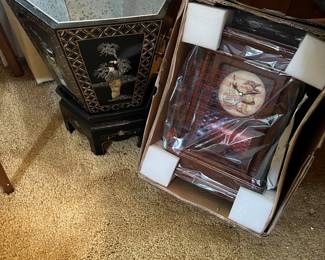 Hummel clock and Asian pot