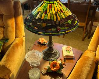 Another stain glass lamp
