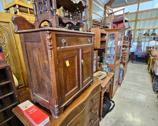 Another chest of drawers, washstand, bench