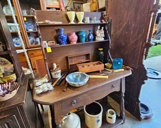 Unique splayed leg table with shelf