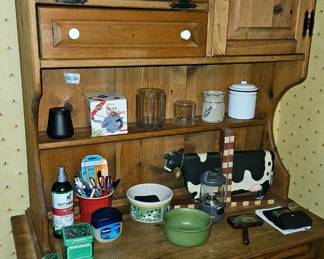 Kitchen Cabinet