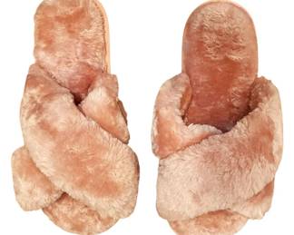 NEW Pink Womans Slippers