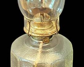 Eagle Burner Oil Lamp