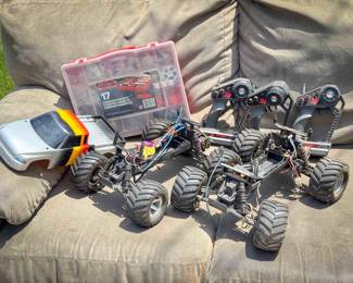 RC Car Parts- Controllers & Bodies
