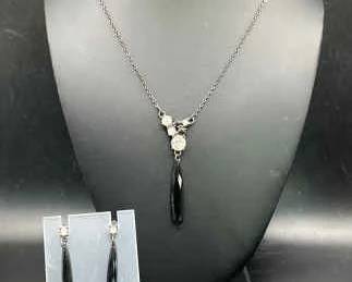 Elegant Avon NRT Sparkling Teardrop Necklace & Earrings
