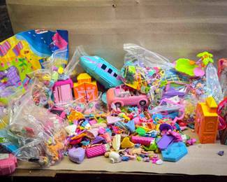 MASSIVE Polly Pocket Mega Collection - YEARS OF POLLY
